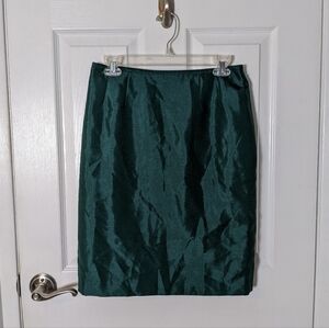 NWT‎ Le Suit Petite Green Satin Slit Back Pencil Skirt Size 4P